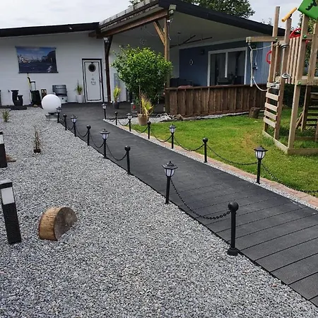 Grosse Mit Terrasse Und Grill Apartment Grosssolt